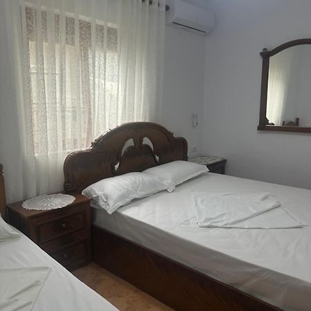 Hotel Bujtina Polimen Përmet Esterno foto